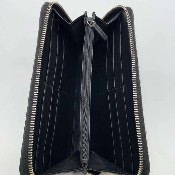 Auth Gucci Micro Guccissima Round Zip
544473.2149 Long Wallet - Picture 13 of 16